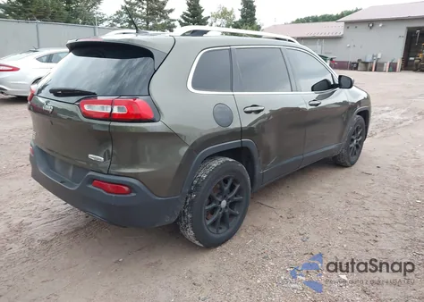 2015 Jeep Cherokee Latitude z USA, uszkodzony, nr VIN 1C4PJMCB3FW691353